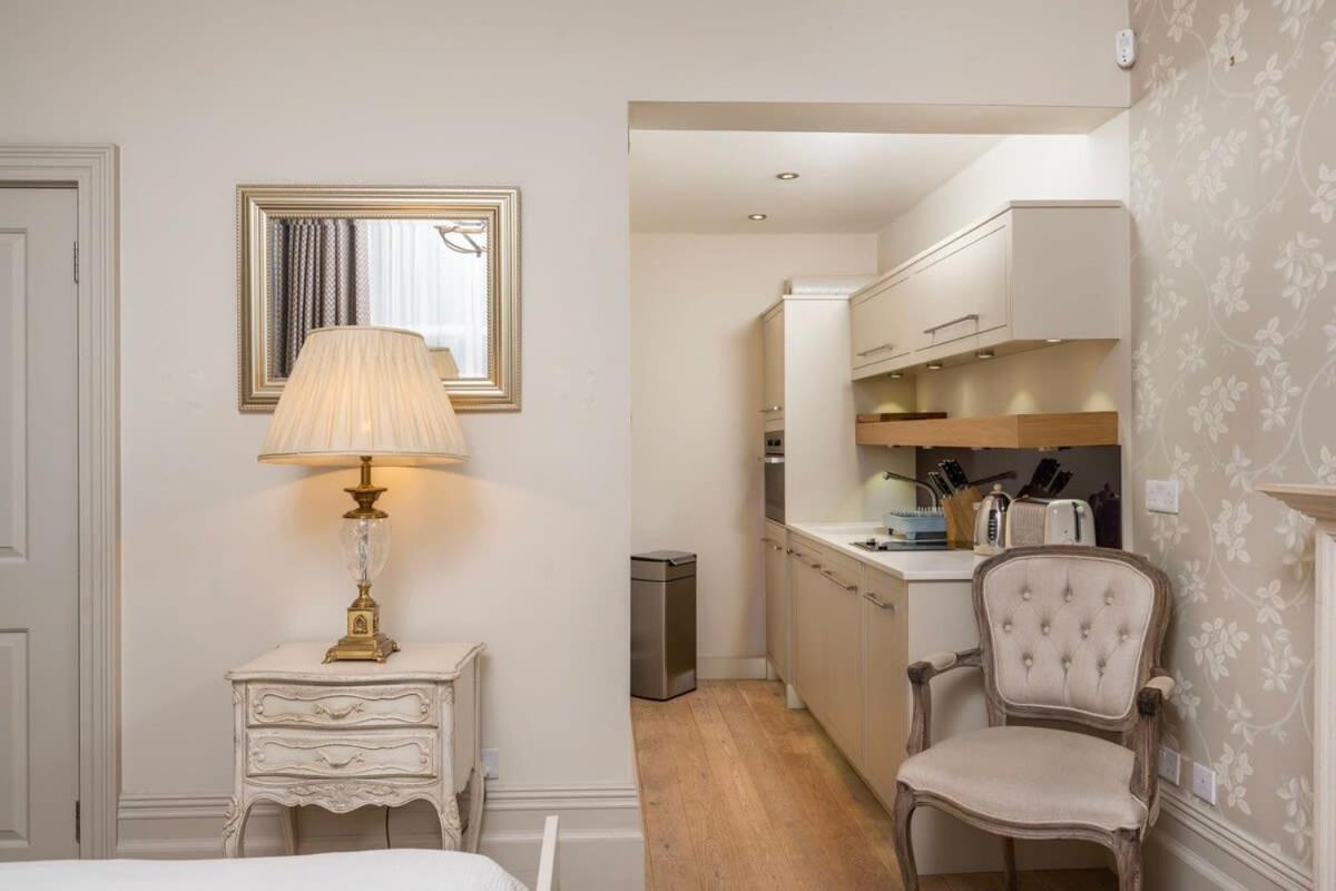 Charming Chelsea Studio Your Cozy Urban Retreat 伦敦 外观 照片